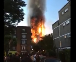 Загиналите при пожара, избухнал в 27-етажен блок в Западен Лондон