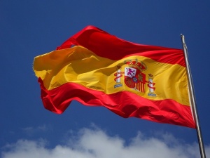 В петък Испания изненадващо заплаши да наложи вето на изплащането