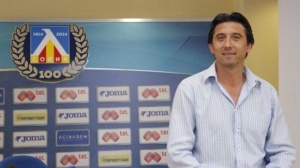 Спортният директор на Левски Даниел Боримиров заля новото попълнение Жуниор Мапуку