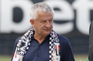 Собственикът на Локомотив Пловдив Христо Крушарски скочи в атака срещу