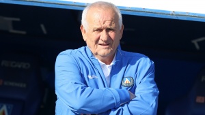 Бившият треньор на Левски Люпко Петрович вече е истинска звезда