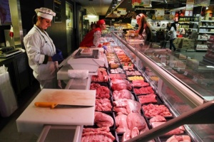 Задълбочаващата се икономическа криза във Венецуела превърна консумацията на месо