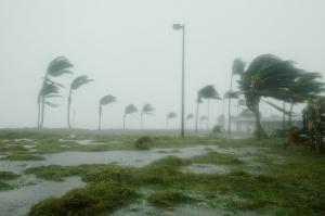 Силата на урагана Мария се понижи от втора до първа