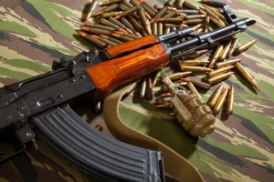 Курсовете по учебна стрелба с Калашников става все по популярни у