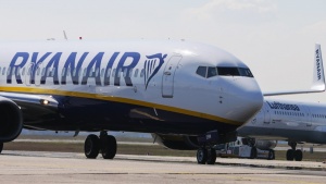 Европейският парламент настоява за санкции срещу Ryanair защото не дава задоволителни