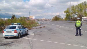 Полицай от Криминална полиция в Хасково, е заловен да шофира
