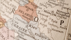 Украйна обяви, че е изгонила беларуски дипломат като отмъщение, свързано