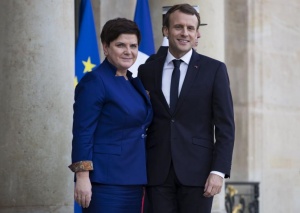 Френският президент Еманюел Макрон заяви днес, че съдебните реформи в Полша остават