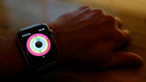Устройство вградено в новия Apple Watch свързва две функции –