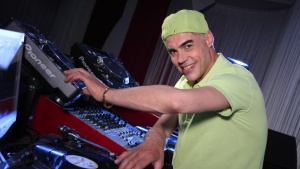 Тодор Василев, известен като DJ Теди Джорджо, се оплака от