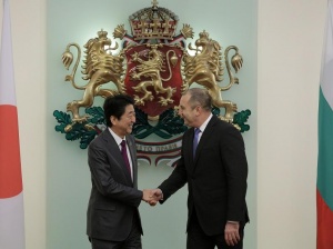 Президентът Румен Радев се срещна с министър-председателя на Япония Шиндзо