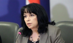 Енергийният министър Теменужка Петковаподава оставка Това съобщи самата тя в кулоарите