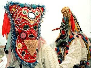 В Ямбол беше открит 19 Международен маскараден фестивал Кукерландия. Рекорден