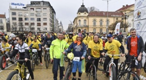 Стотици се включиха на велошествието София кара колело Участниците тръгнаха