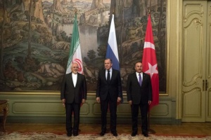 Русия Турция и Иран трябва да помогнат на сирийското правителство
