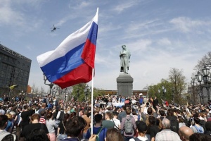Руският опозиционен лидер Алексей Навални и стотици противници на Кремъл