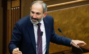 Новоизбраният премиер на Армения Никол Пашинян показа приемственост в политиката