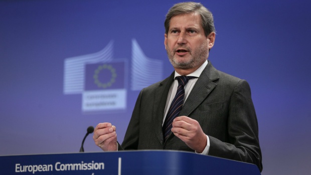 Йоханес Хан: ЕС е готов да приеме Македония, ако обстановката в страната се нормализира