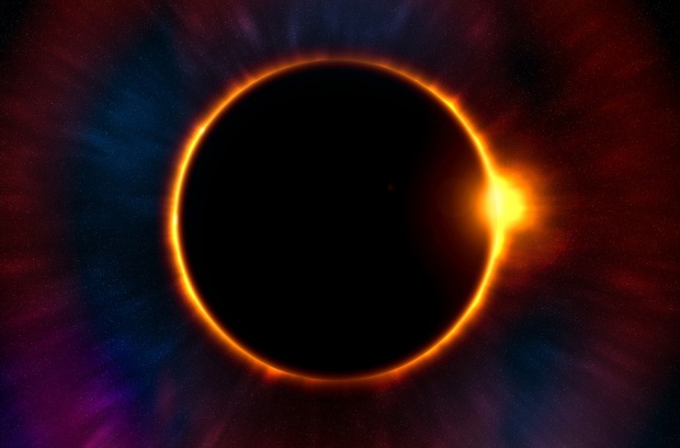 Как астронавтите видяха пълното слънчево затъмнение