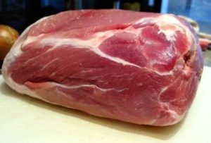 Цените на свинското месо у нас отбелязаха драстичен спад за