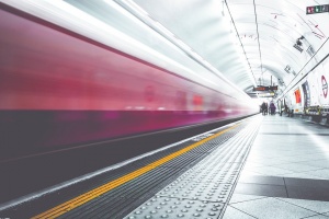 Късо съединение е предизвикало взрива в лондонското метро Според британската