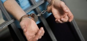 Полицията във Враца задържа 15 – годишен младеж избягал от