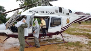 Десети човек беше изваден от пещерния комплекс в Тайланд, където