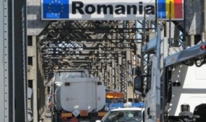  Над 200 килограма колбаси конфискуваха граничните полицаи на Дунав мост