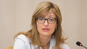 Вицепремиерът и министър на външните работи Екатерина Захариева настоя за