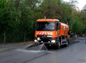 Столична община мие улиците и тротоарите на София за четвърти