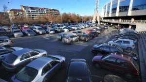 Автомобилите трябва да бъдат разчистени от платения паркинг на националния