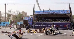При нападение на военен парад в югозападния ирански град Ахваз