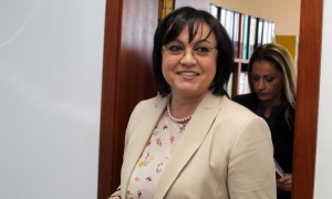 Соцлидерката Корнелия Нинова допуска че ДПС ще подкрепят вота на