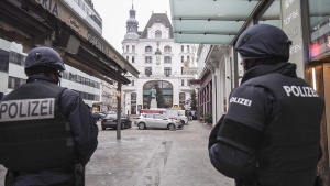 В центъра на австрийската столица Виена е застрелян видният представител