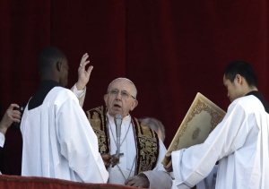Папа Франциск отправи днес коледните си благопожелания в традиционното си