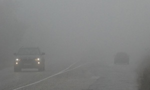 Мъгла се стели в района на Ихтиман Вакарел и Панагюрище