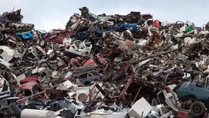 14 тона токсични отпадъци са изхвърлени в района на гара