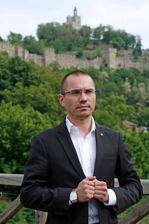 Това обръщение направи представителят в ЕП от ВМРО Българско