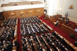Депутатите гласуваха промените в Изборния кодекс, с които бе върнат