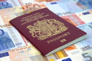 Британските паспорти вече се издават без думите Европейски съюз на