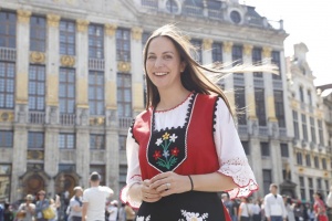 Хорото е една от най българските традиции То показва не само