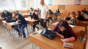 Зрелостниците подали заявления за явяване на матура по български език и