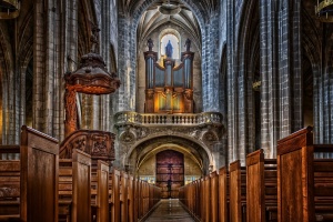 Днес катедралата Нотр Дам в Париж отваря врати за първата