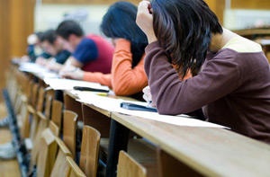Над 61 000 ученици се явиха на изпита по български