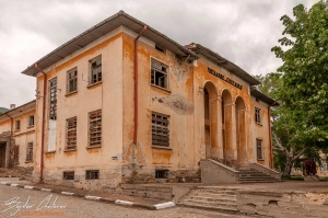 Обещанията на министър Боил Банов отпреди година да възстанови сградата на