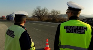Пътят София Варна  в района на великотърновското село Малки чифлик е затворен