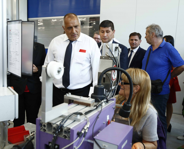 ​Министър-председателят Бойко Борисов присъства на официалното откриване на петата производствена