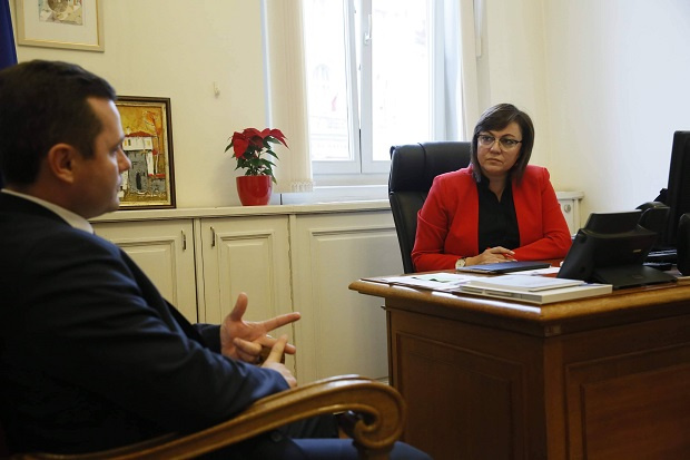 Председателят на БСП Корнелия Нинова проведе работни срещи с новоизбраните