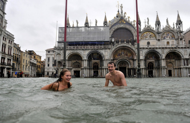 Голяма част от Венеция се оказа под вода Приливът приливът достигна