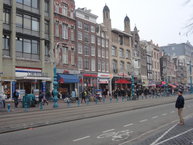 Туристите в Амстердам от 2020 г ще бъдат принудени да